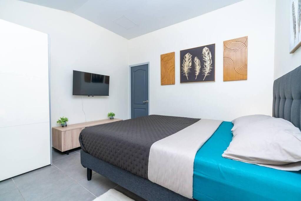 Heitea Lodge - 6 Min Airport, Wifi, Ac & Parking بابيت المظهر الخارجي الصورة